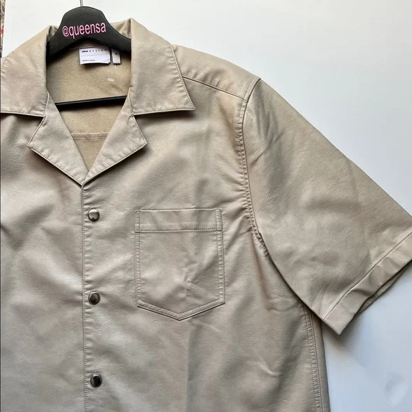 ASOS Design Faux Leather Short Sleeve Boxy Shirt - Beige / Stone - Picture 10 of 10